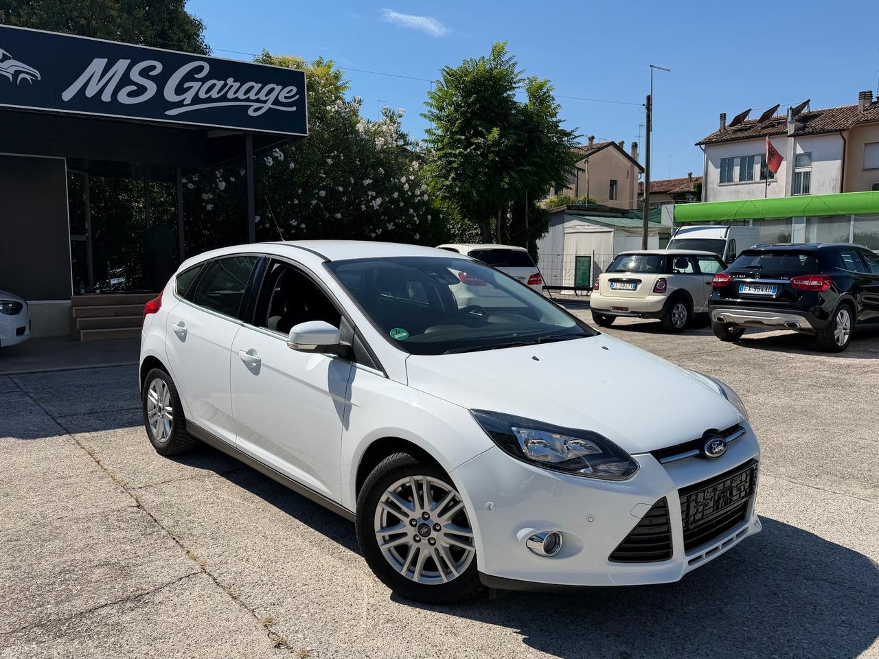 Ford Focus titanium neopatentati
