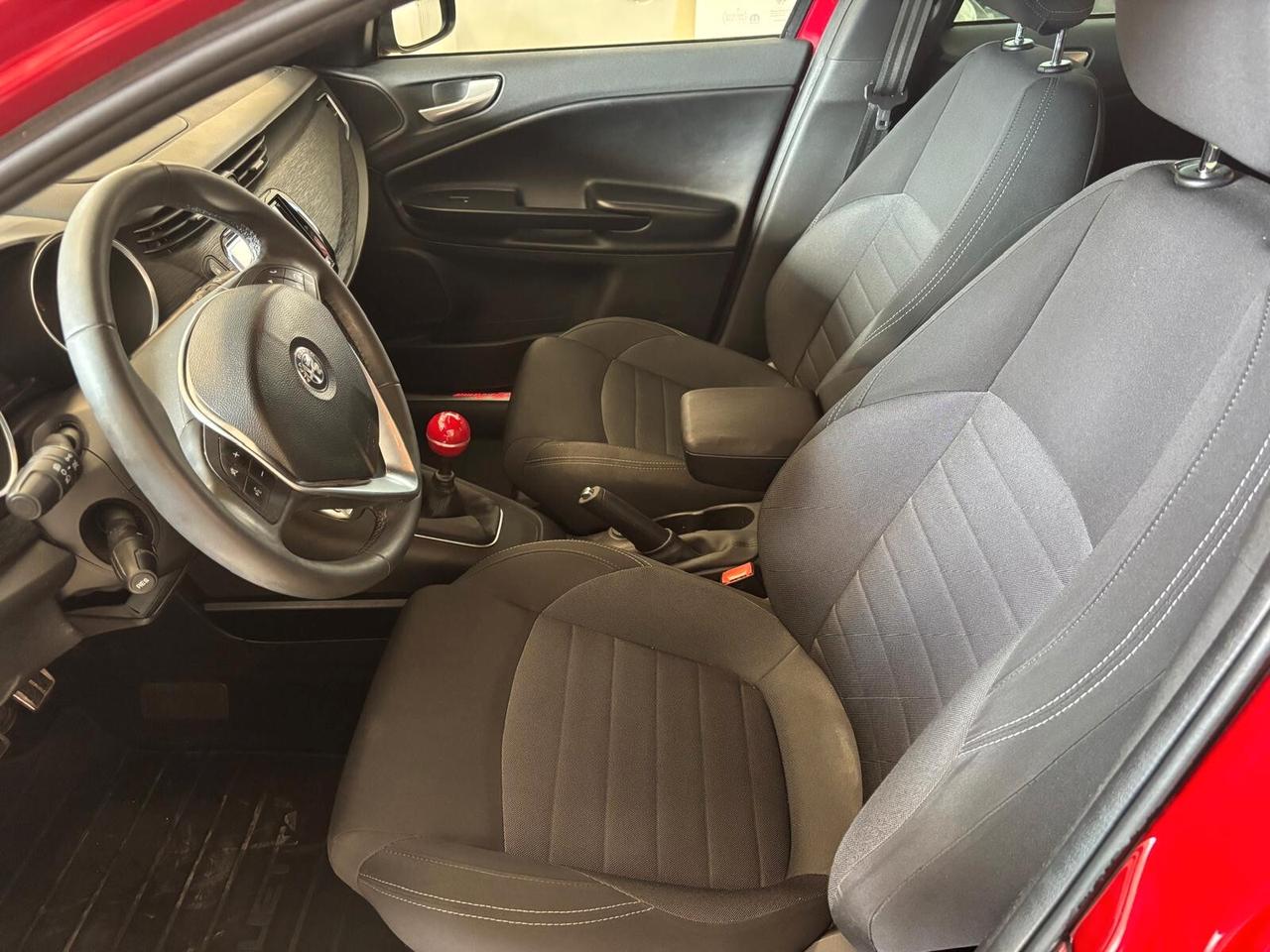 ALFA ROMEO GIULIETTA SUPER ANNO 2019 BZ 1.4 ADATTA NEOPATENTATI KM 82 MILA