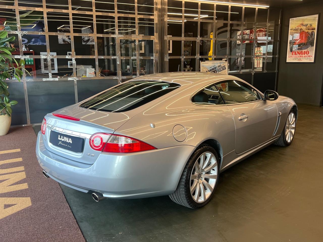 Jaguar XK 4.2 V8 Coupé