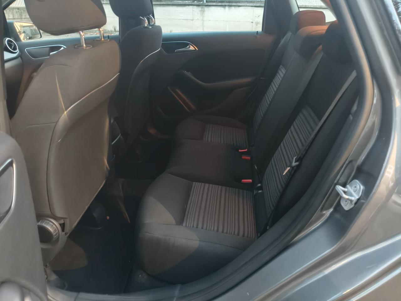 Mercedes B 180 CDI 14 SOLO 132.000 KM
