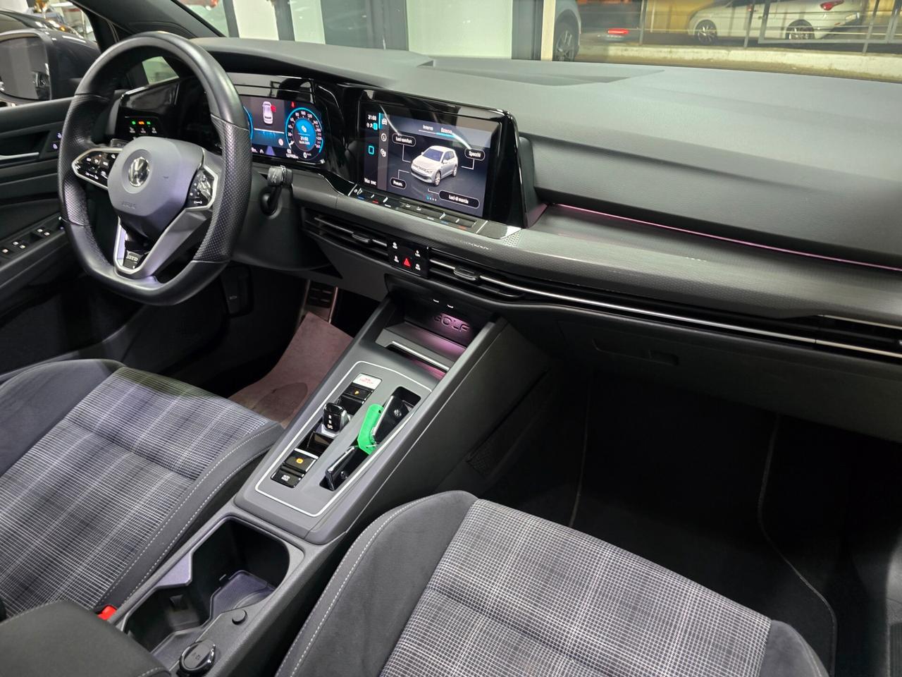 Volkswagen Golf 2.0 TDI GTD DSG