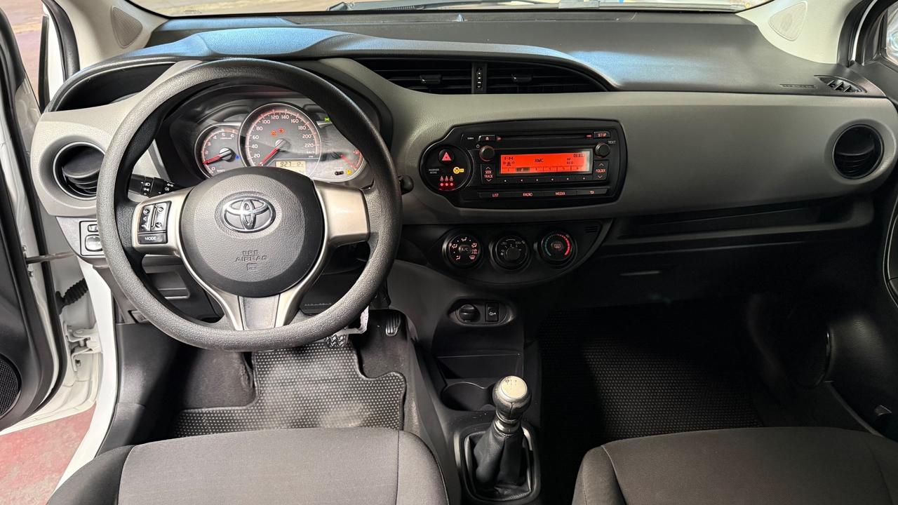 Toyota Yaris 1.4 D-4D 5 porte Lounge