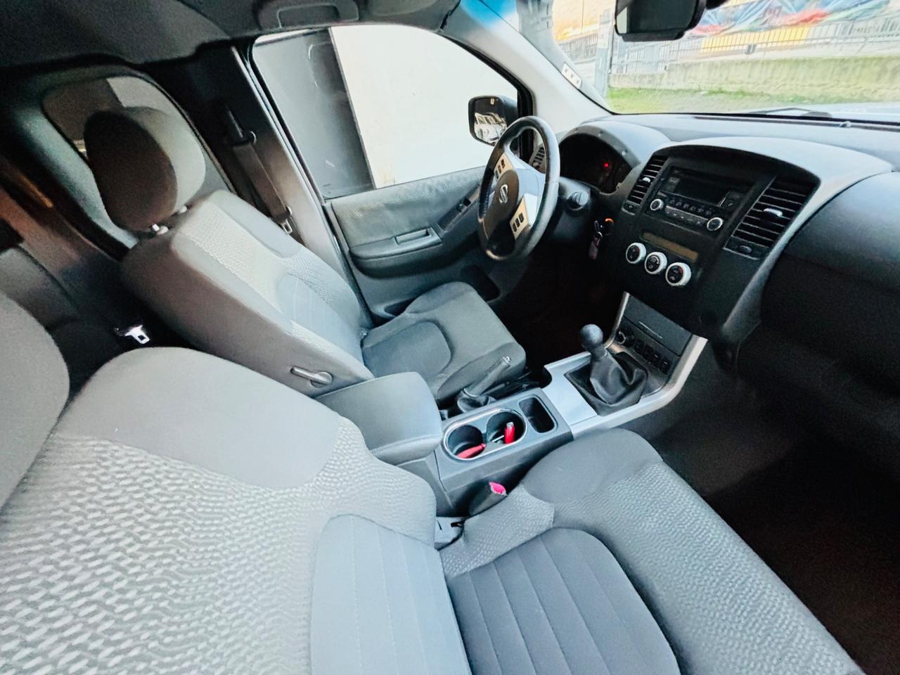 Nissan Navara 2.5 dCi 190CV 4 porte King Cab corta