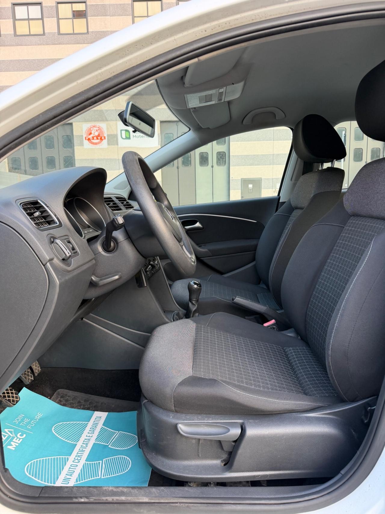 Volkswagen Polo 1.4 TDI 75cv - NEOPATENTATI E6