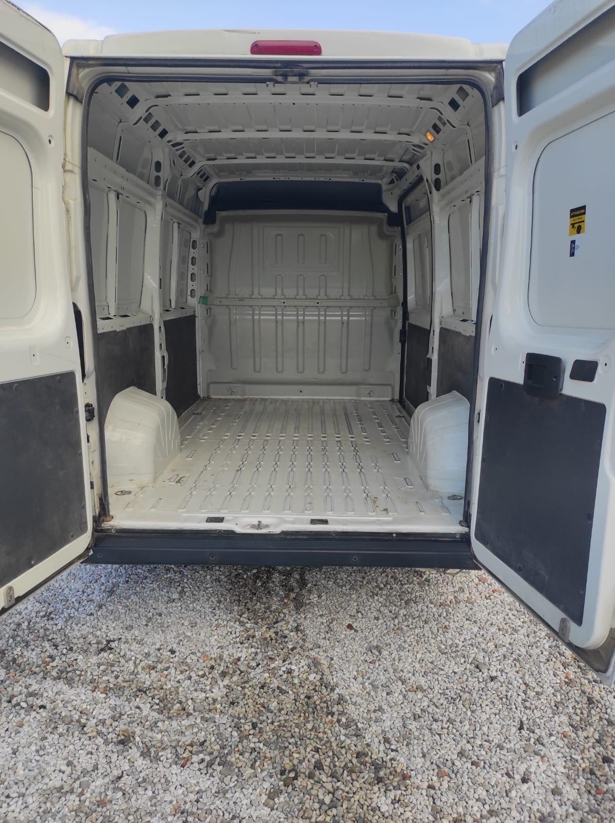 Peugeot Boxer 330 2.2 BlueHDi 120 S&S PC-TN Iva Compresa