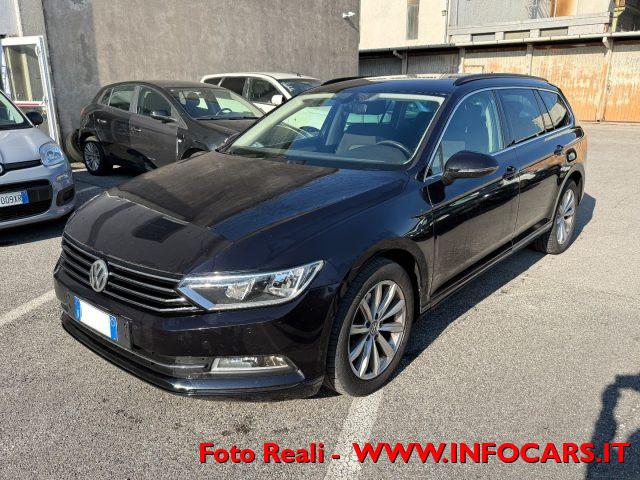 VOLKSWAGEN Passat Variant 1.6 TDI 120 cv Comfortline - DSG