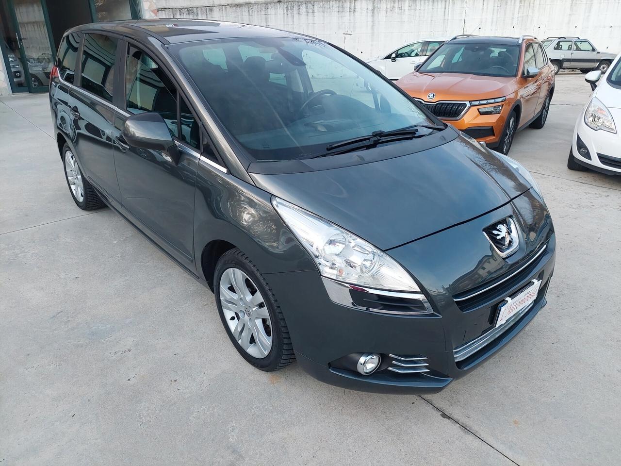 Peugeot 5008 1.6 HDi 110CV 80.000km 7p