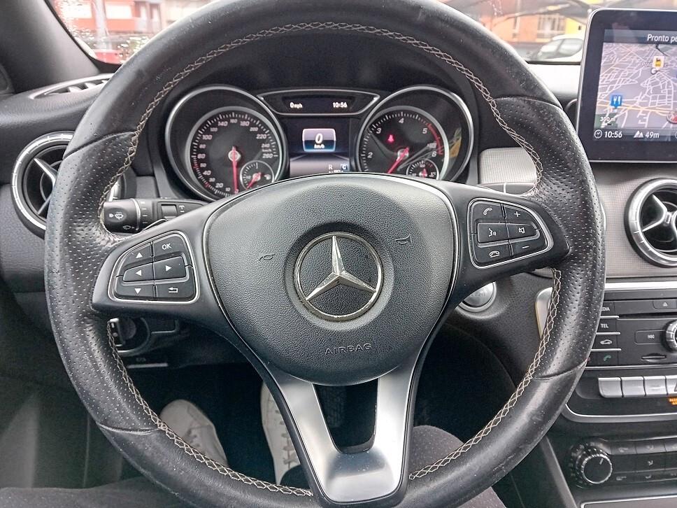 Mercedes-benz CLA 180 CLA 180 d S.W. Automatic Premium