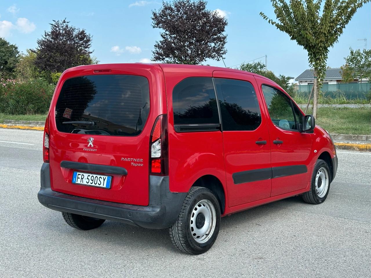 Peugeot AUTOCARRO 5 POSTI Tepee 1.6 hdi