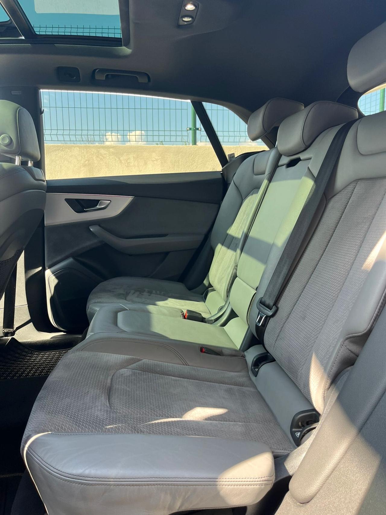 Audi Q8 50 TDI 286 CV quattro tiptronic Sport