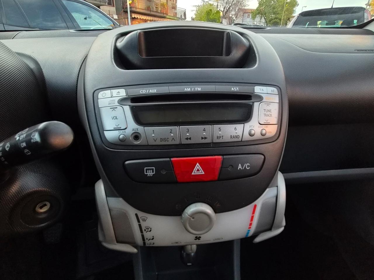 Peugeot 107 1.0 68CV 3p. Plaisir