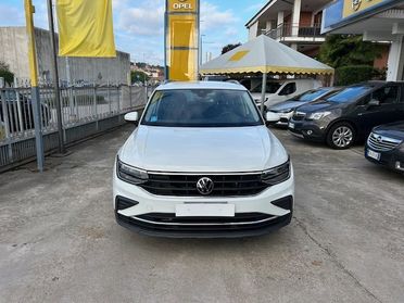 VOLKSWAGEN Tiguan 2.0 TDI 150 CV SCR DSG Life UNICO PROPRIETARIO