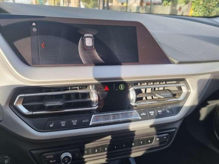 Bmw 118 118d 5p. Business Advantage