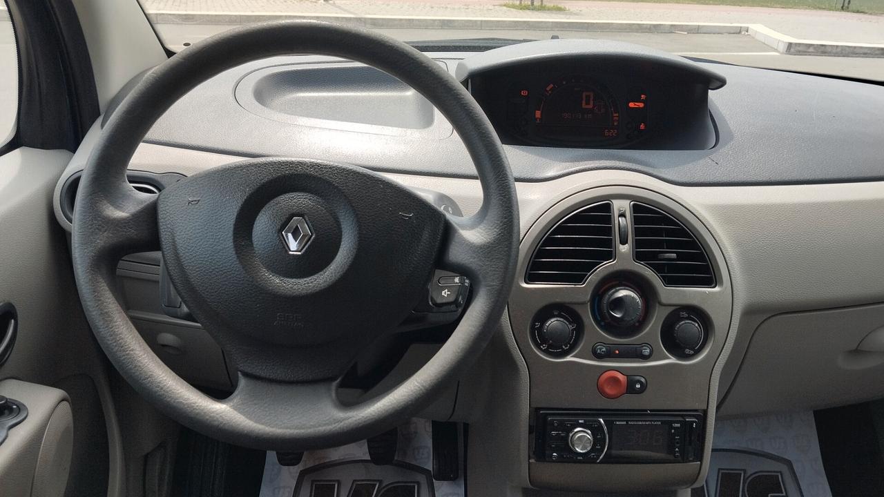 RENAULT MODUS 1.1 BENZ-2005