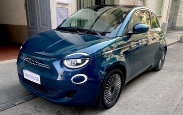 Fiat 500 500e Berlina 42 kWh La Prima