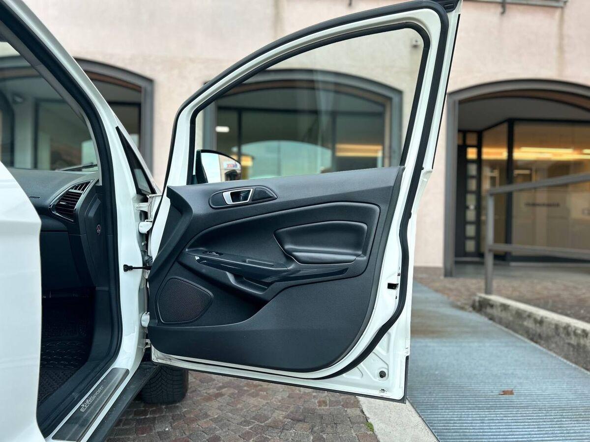 Ford EcoSport 1.5 tdci Business c navi 95cv