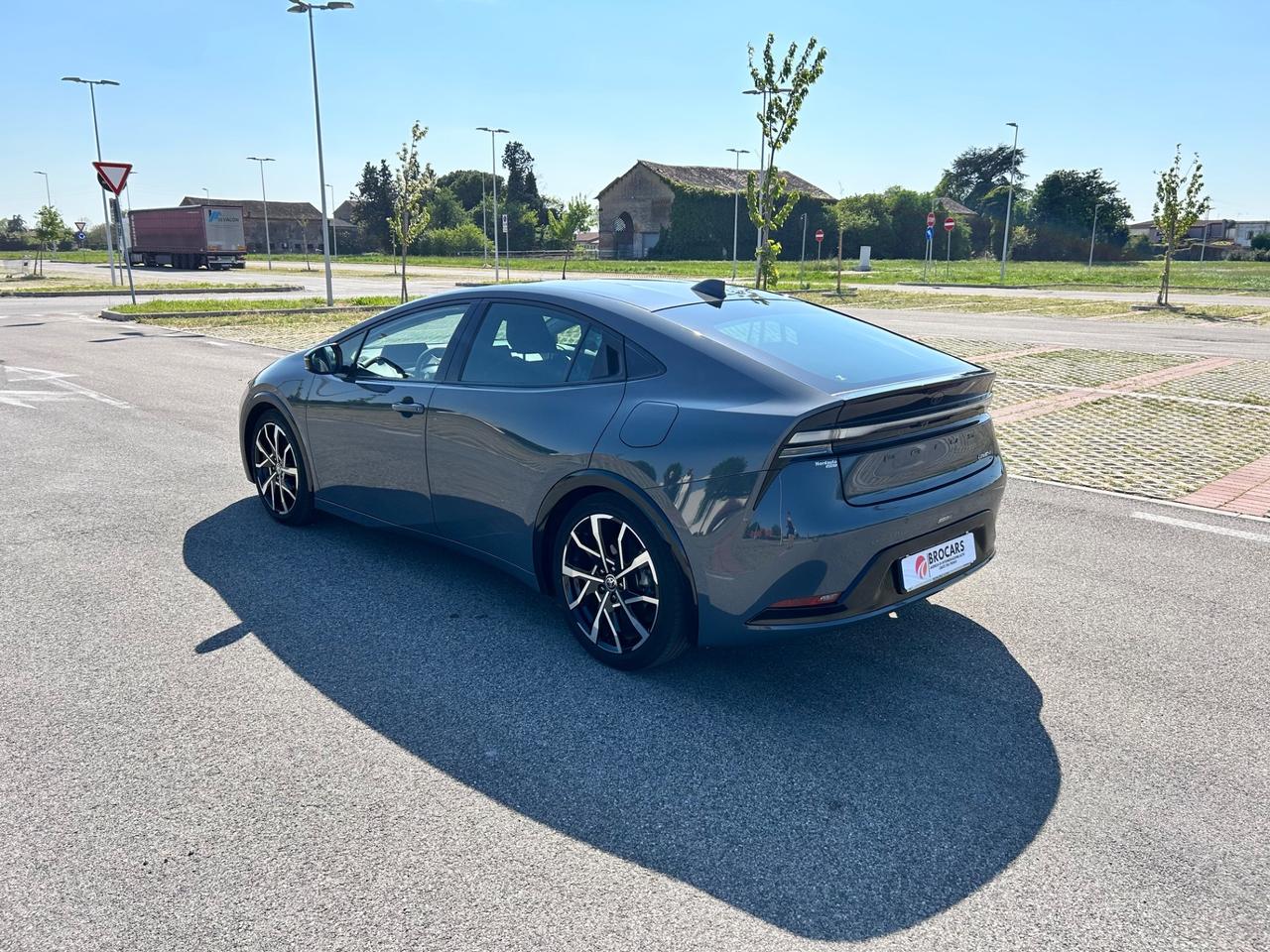 Toyota Prius 2.0 Plug-in Hybrid Lounge