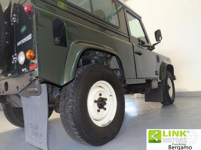 LAND ROVER Defender 2.4 TD4 Station Wagon E -Tagliandi Certificati