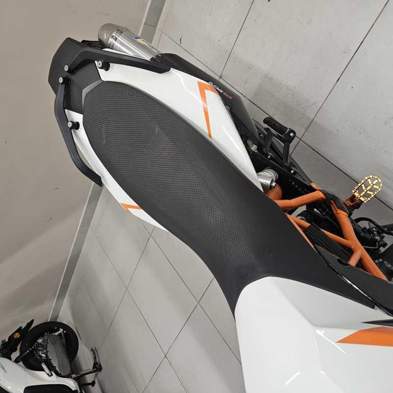 KTM 990 Supermoto R - 2011