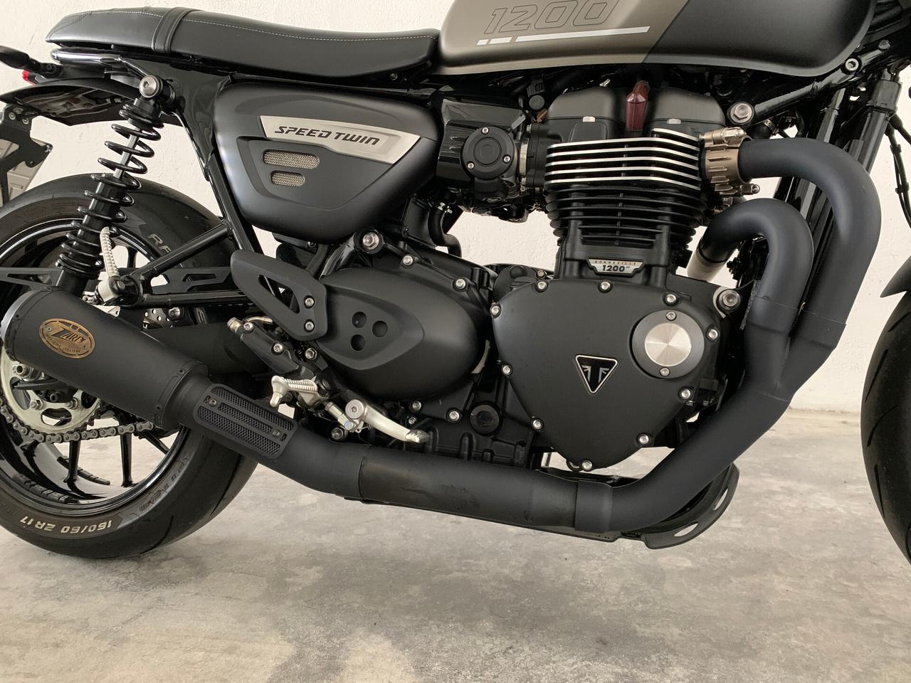 Triumph Speed Twin 1.2 Matt Ironstone Black Edition