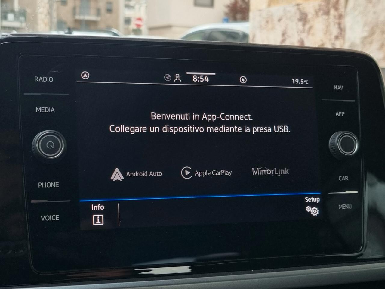 Volkswagen T-Roc 1.0 TSI 110 CV life