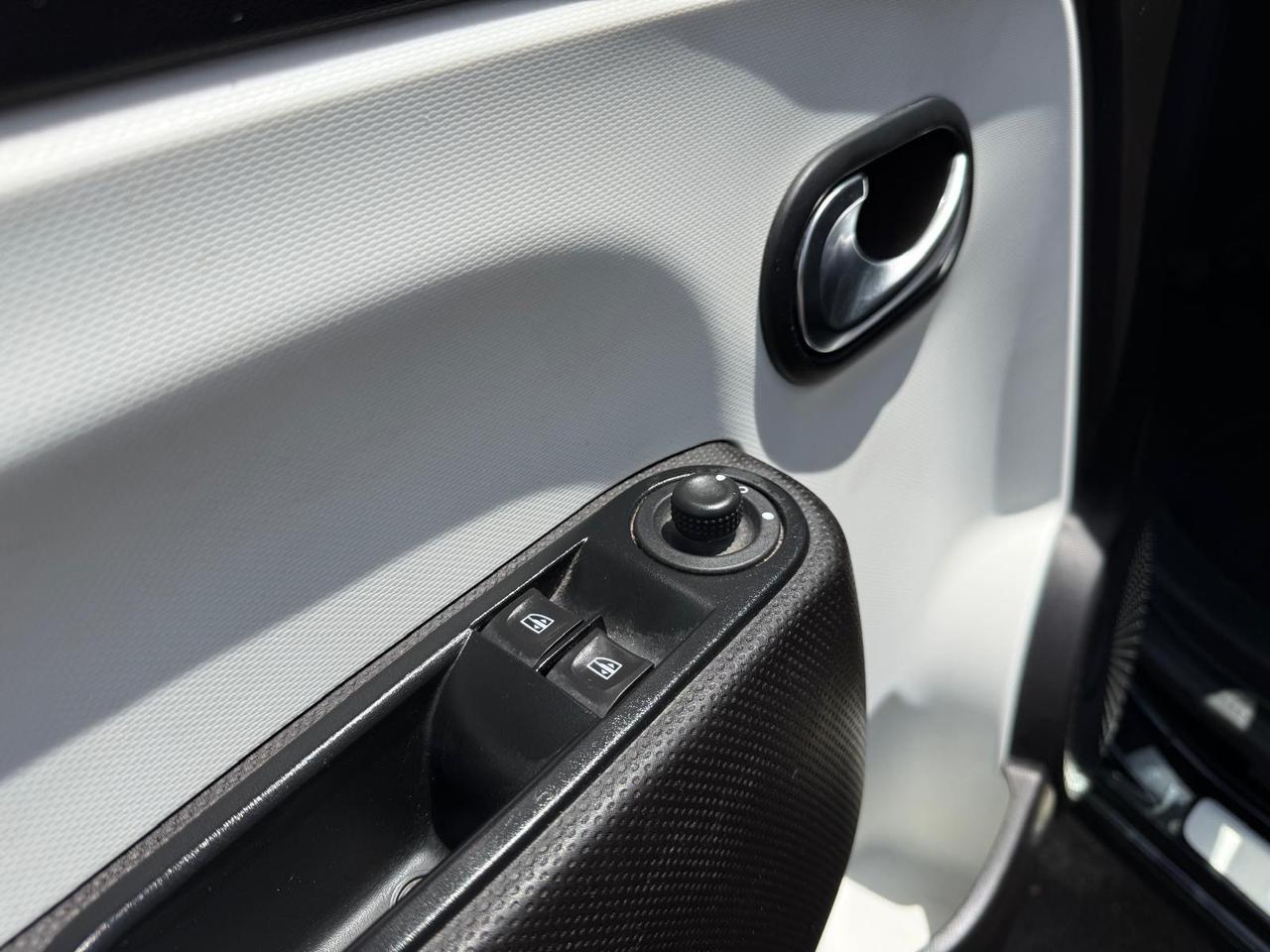Renault Twingo SCe Intens Limited Navi/