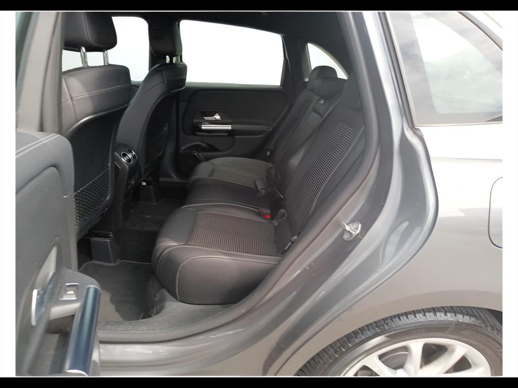 Mercedes-Benz Classe B - W247 2018 - B 180 d Sport Plus auto