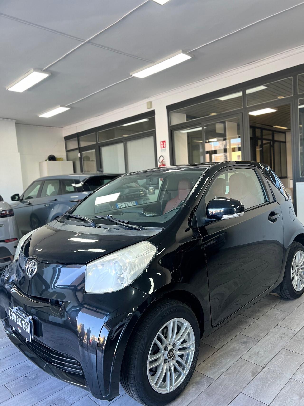 Toyota iQ 1.0 Multidrive