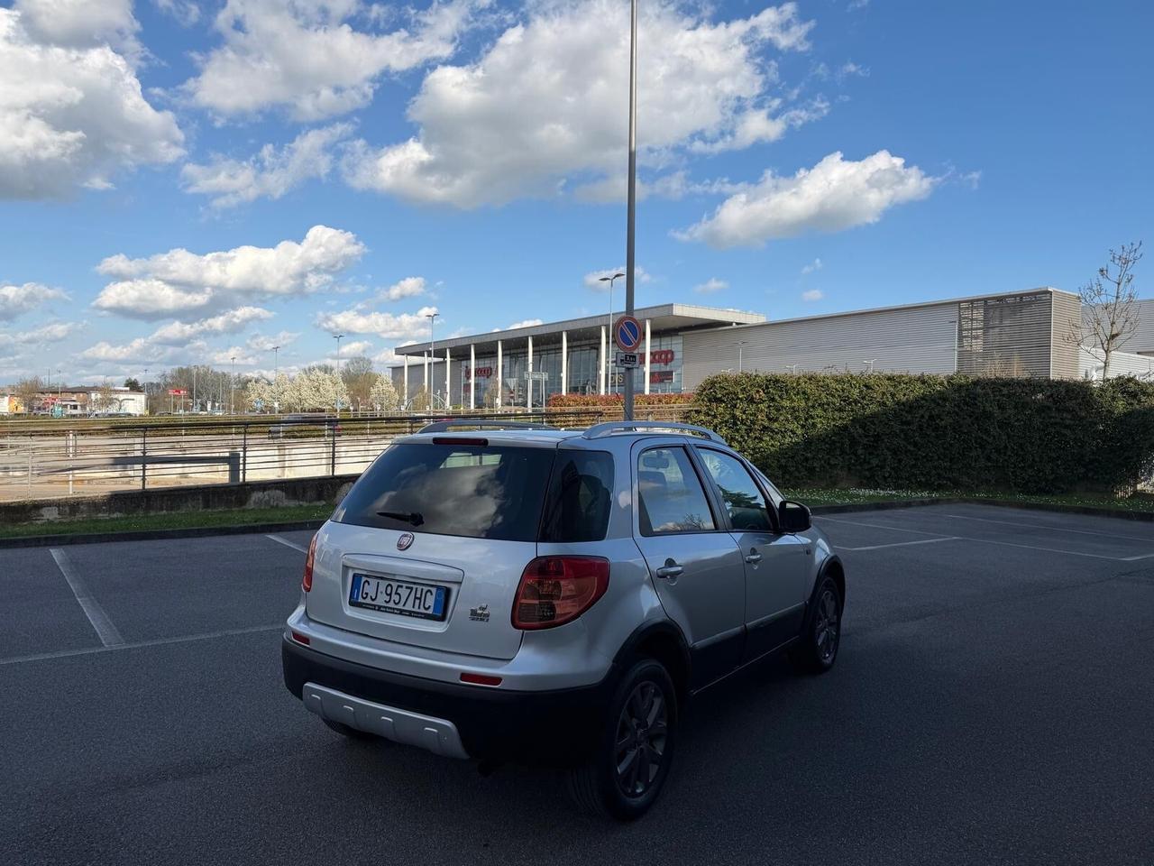 Fiat Sedici 2.0 MJT 16V DPF 4x4 Experience