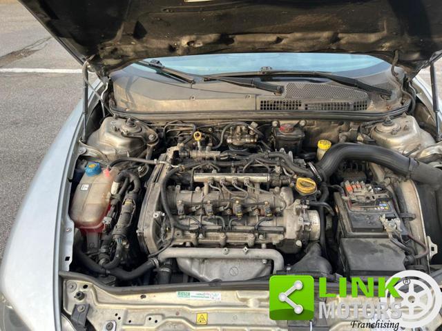 ALFA ROMEO 147 1.9 JTD M-JET 16V 5 porte Dist.