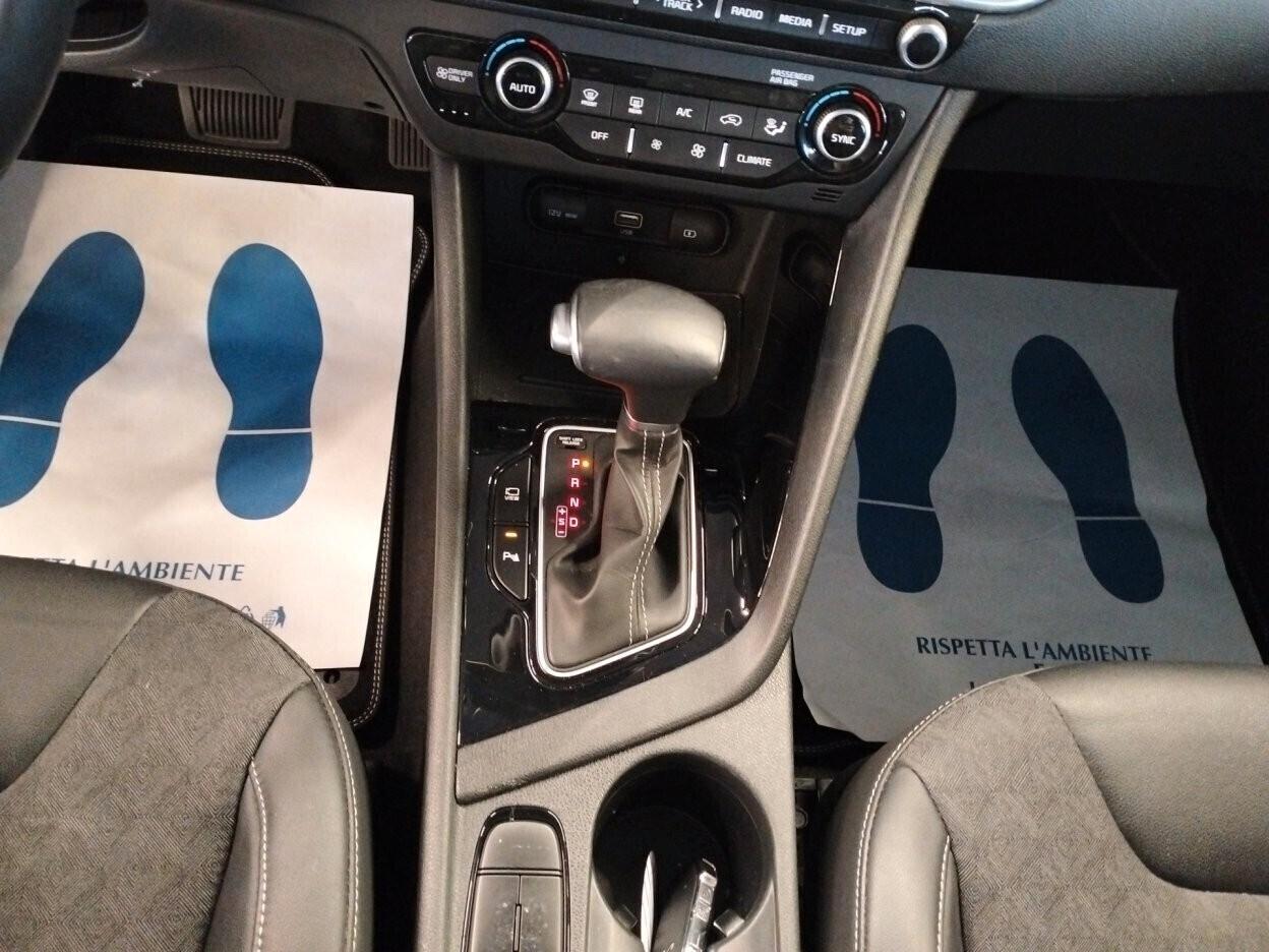 Kia Niro 1.6 GDi DCT HEV Style