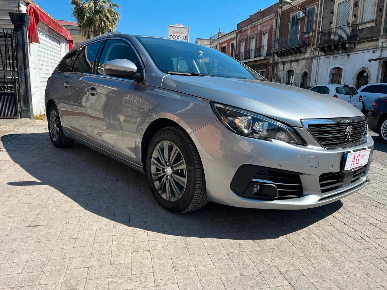 Peugeot 308 BlueHDi 130 S&S EAT8 SW Allure