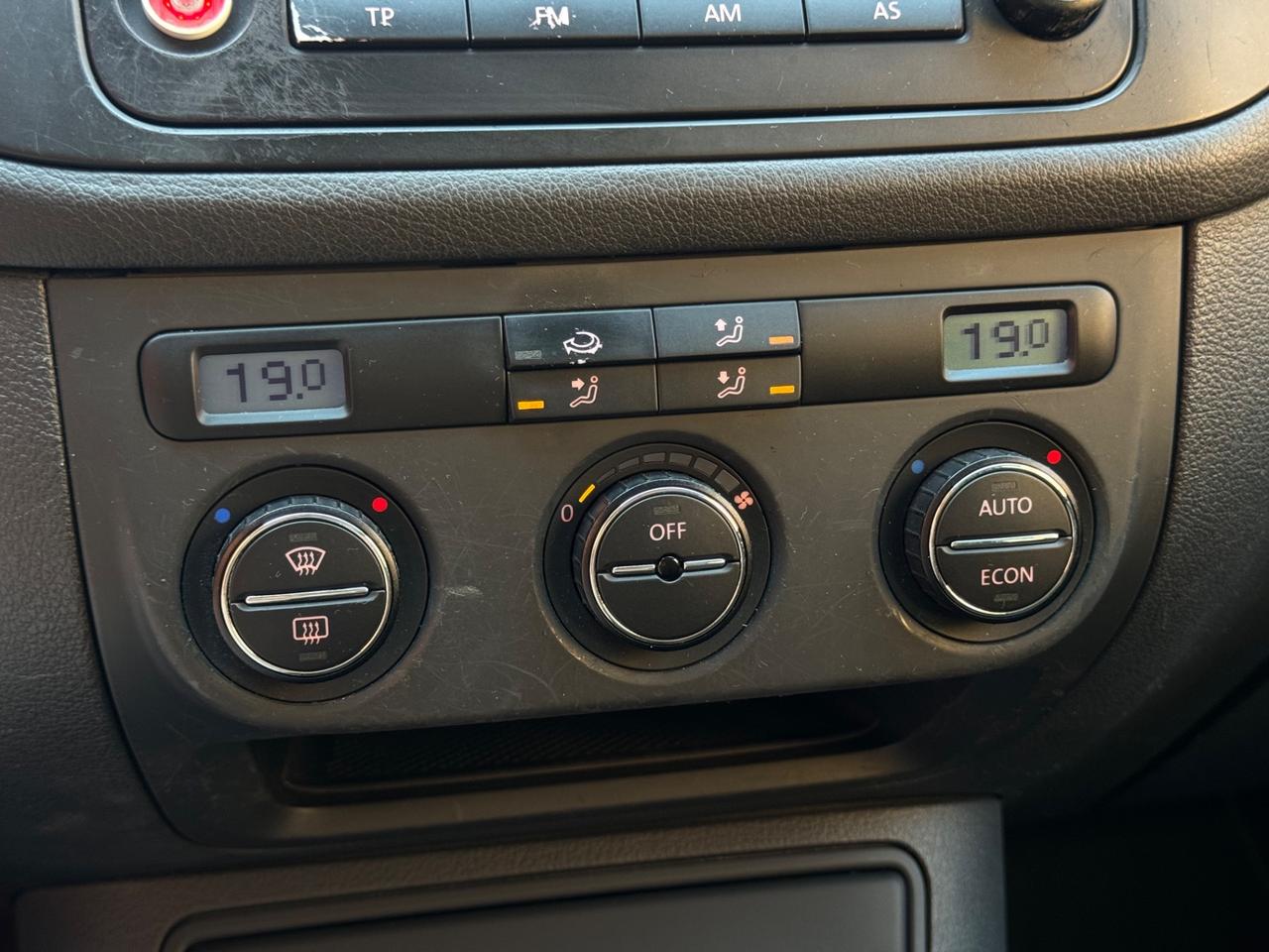 Volkswagen Golf 5 Plus 1.6 16V FSI Neopatentati