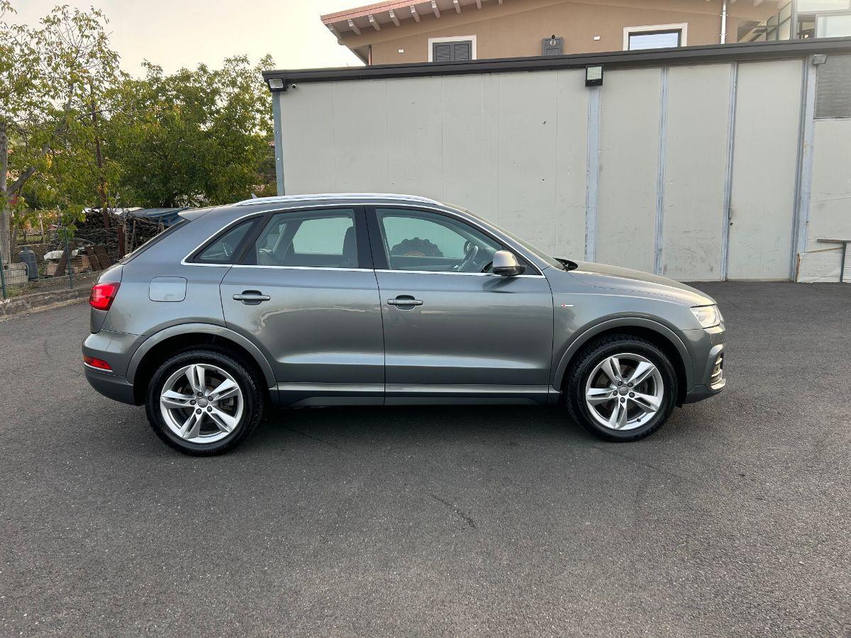 AUDI - Q3 - 2.0 TDI 150 CV S line