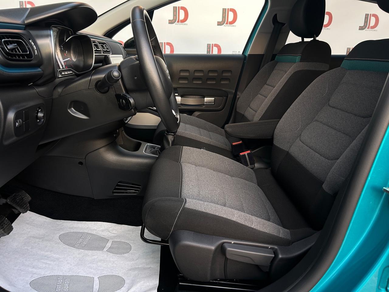 Citroen C3 Shine 1.2 benzina 83 cv