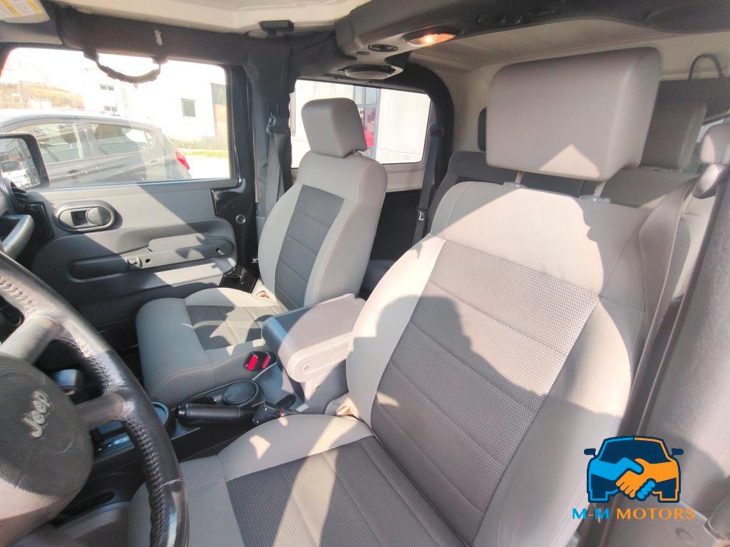 Jeep Wrangler 3 porte Wrangler 3p 2.8 crd Sport auto dpf