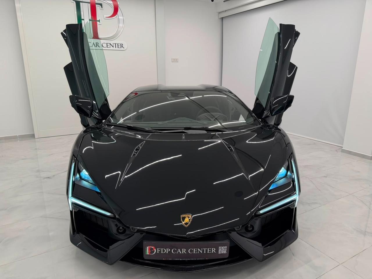 Lamborghini Revuelto Carbon