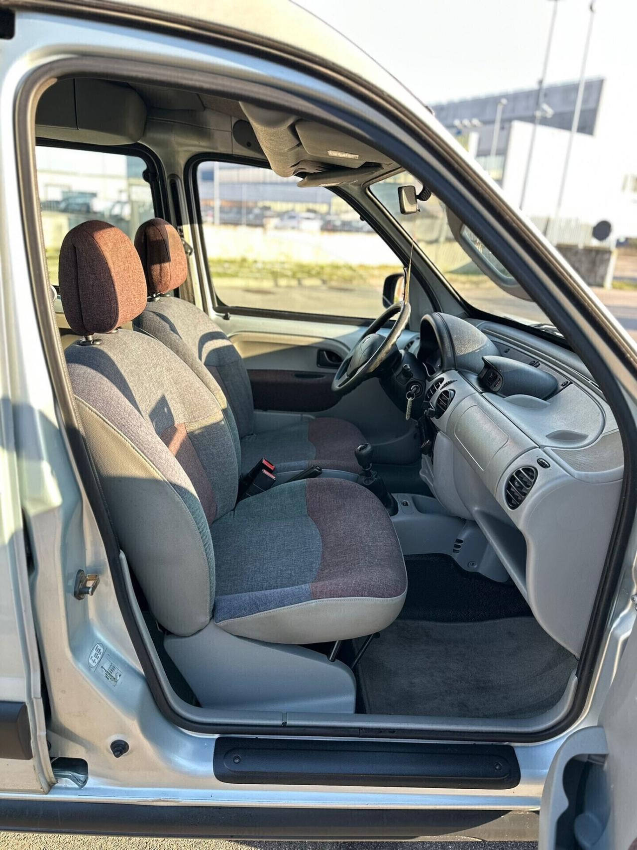 Renault Kangoo 1.9 dCi cat 4x4 4 porte Authentique