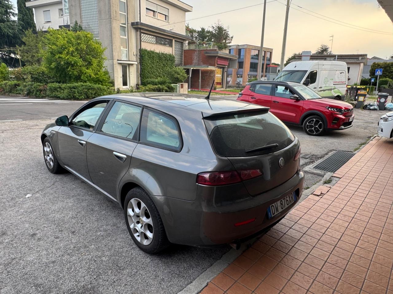 Alfa Romeo 159 1.9 JTDm 150CV Sportwagon Distinctive Q-Tronic