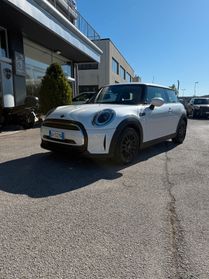 Mini 1.5 Cooper Essential