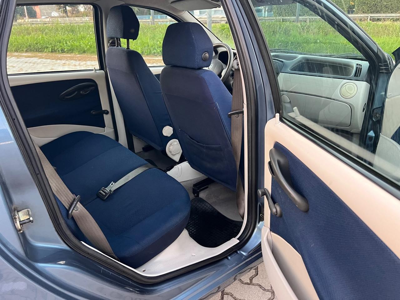 Fiat Punto 1.2i cat 5 porte ELX
