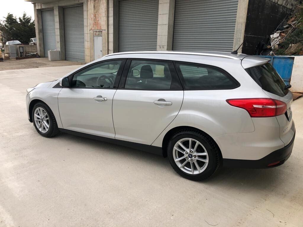 Focus 1.5 TDCi 95cv,SW Titanium,Navi,2017,UNIPROPRIETARIO