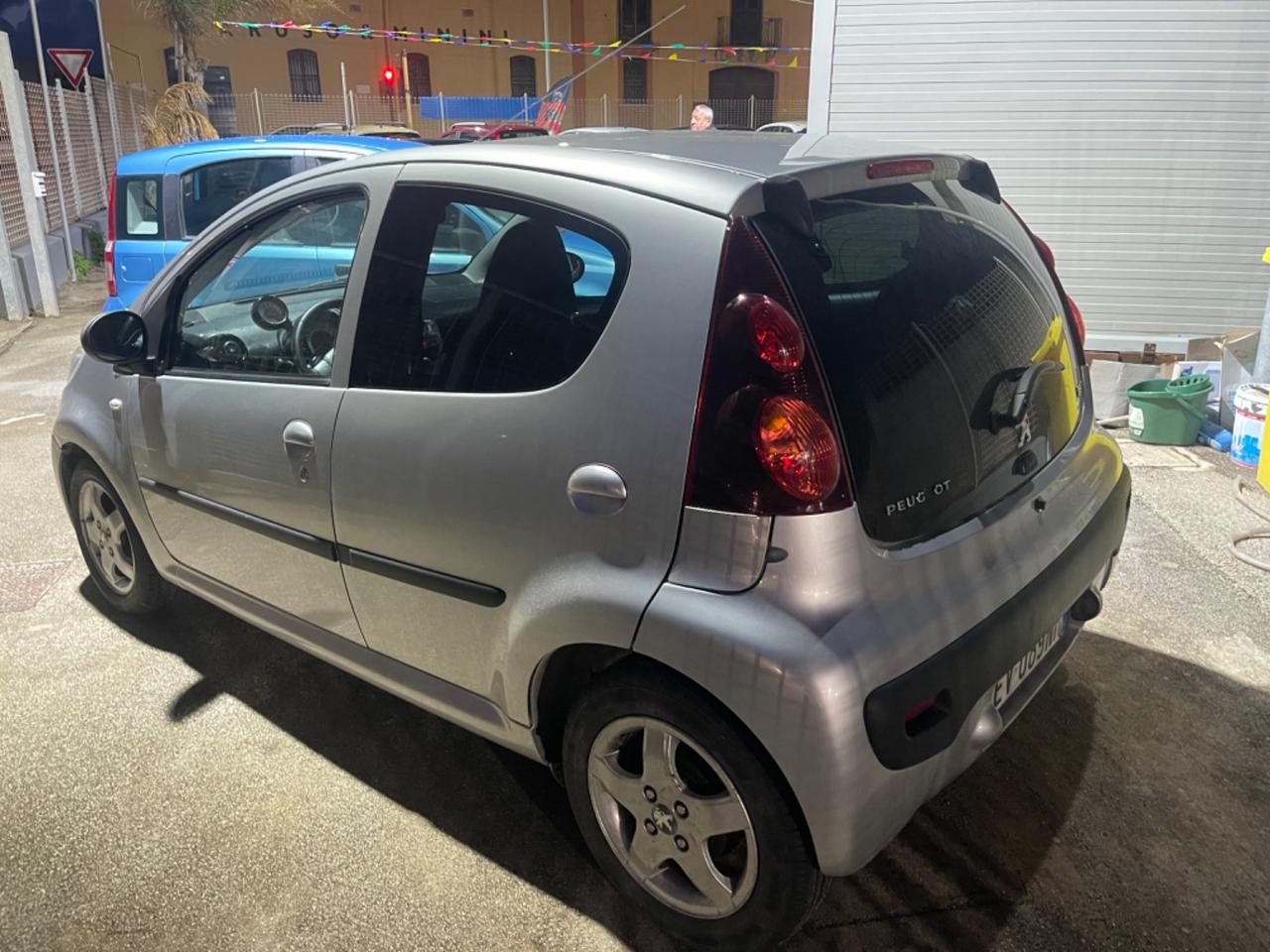 Peugeot 107 1.0 68CV 5p. Active