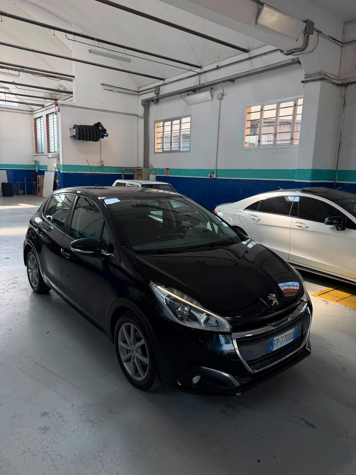 Peugeot 208 BlueHDi 75 5 porte Active