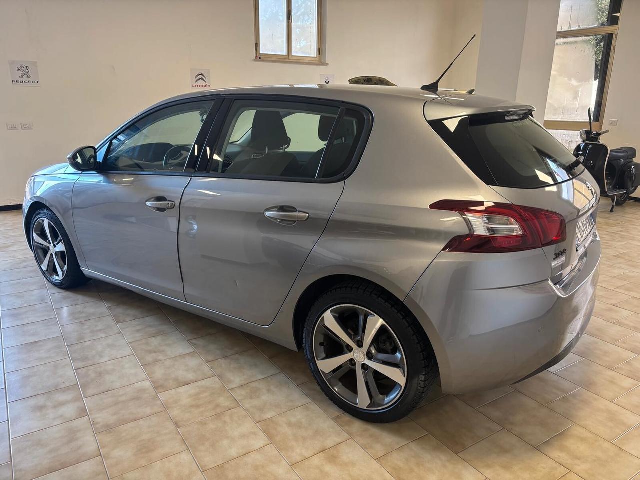 PEUGEOT 308 ANNO 2014 DS 1.6 ADATTA NEOPATENTATI KM 113 MILA