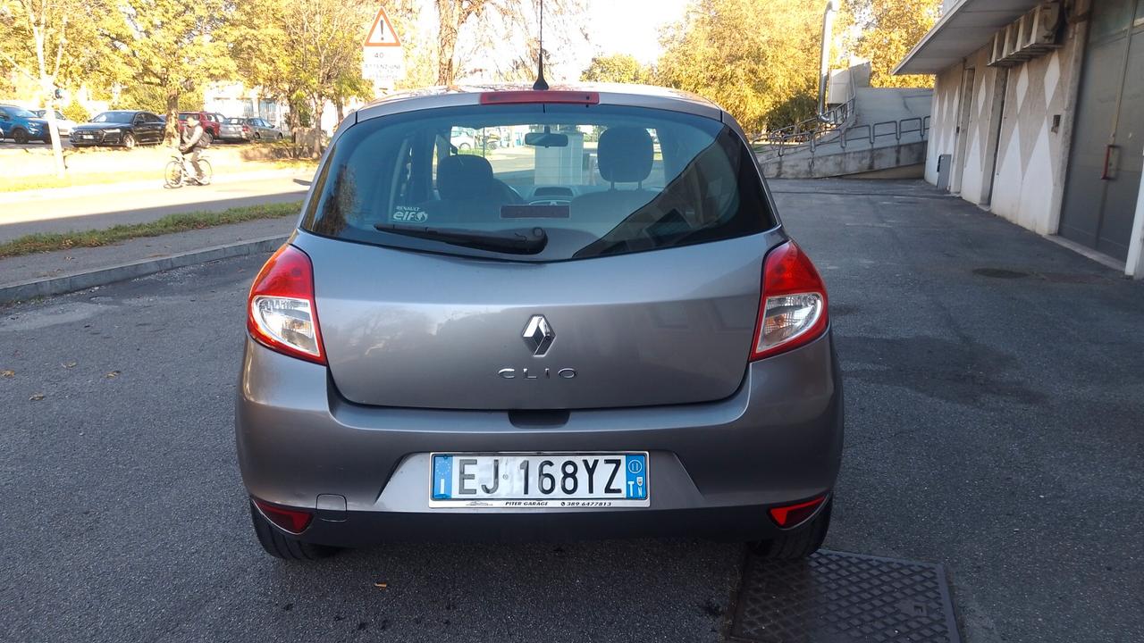 Renault Clio 1.2 BZ 55 kW neopatentati 2012