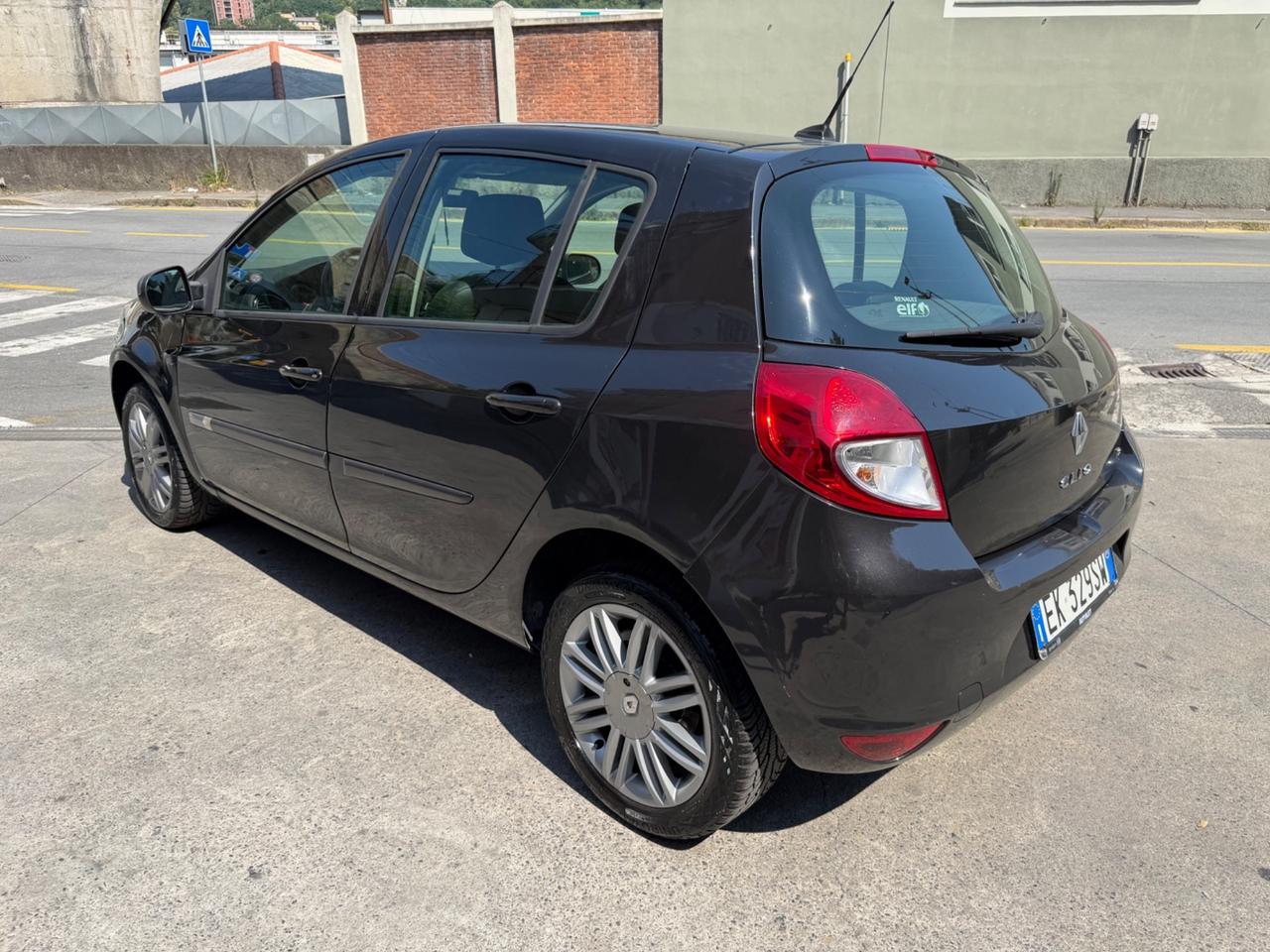 RENAULT CLIO 1.2 TCE 100CV NEOPATENTATI