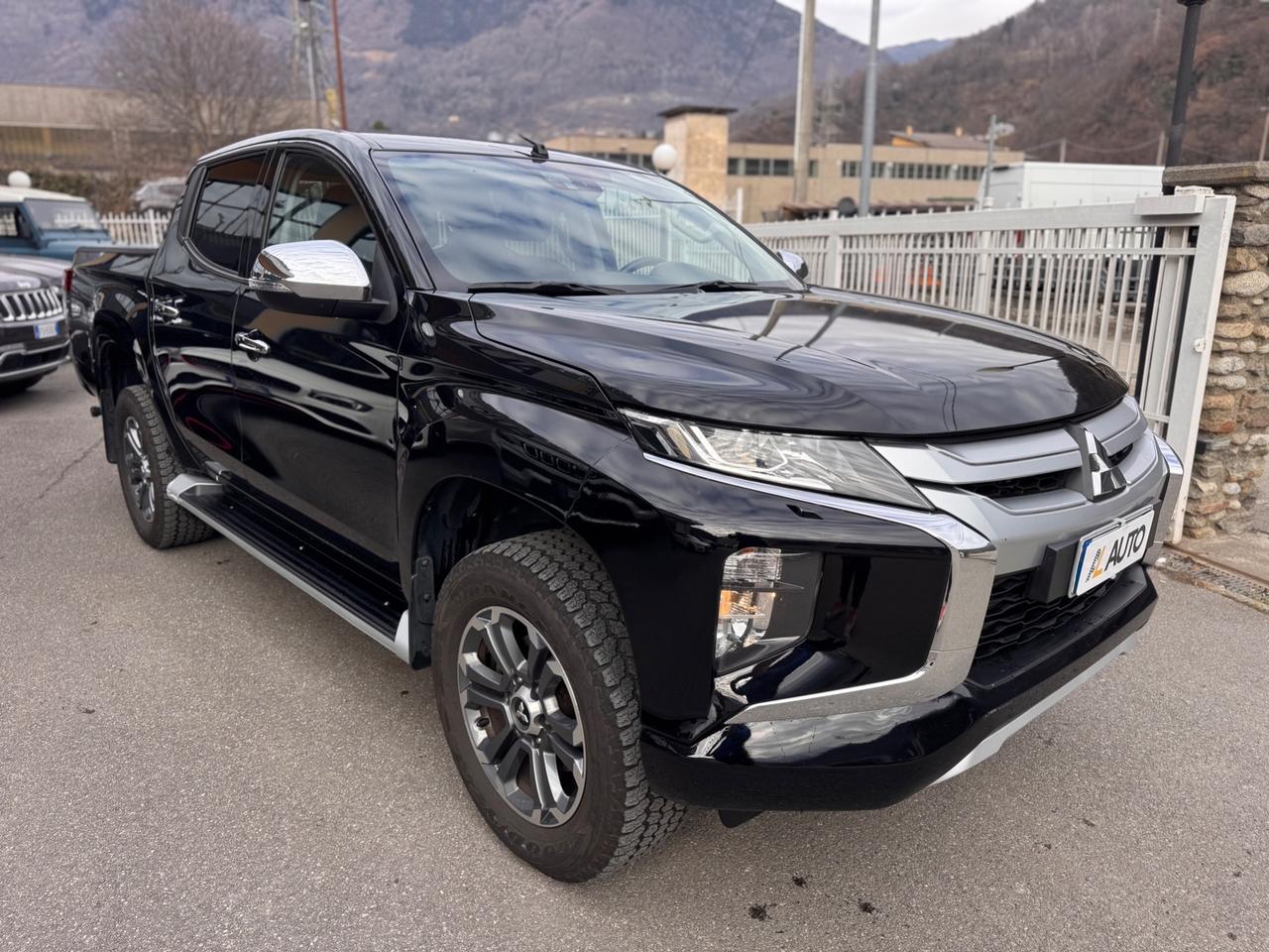 Mitsubishi L200 2.3 D Double Cab 4x4 Easy Select Invite