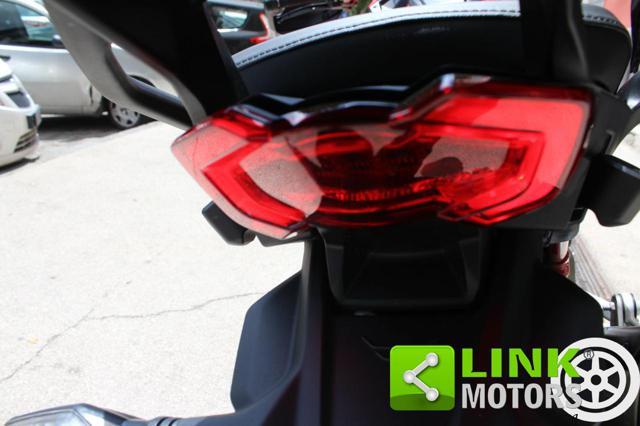 DUCATI Multistrada V4 S .