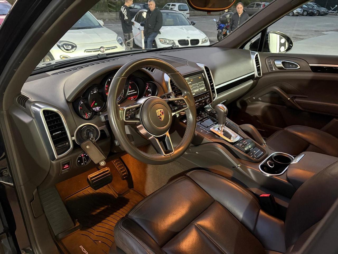 Porsche Cayenne 3.0 Diesel 250 cv (No Superbollo)